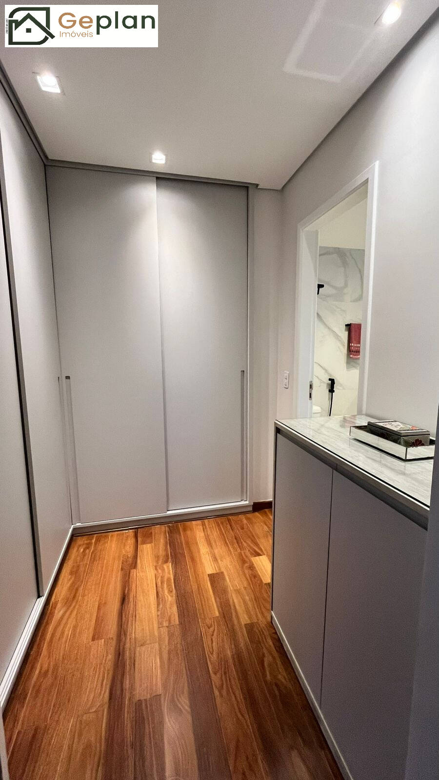 Apartamento à venda com 4 quartos, 176m² - Foto 15