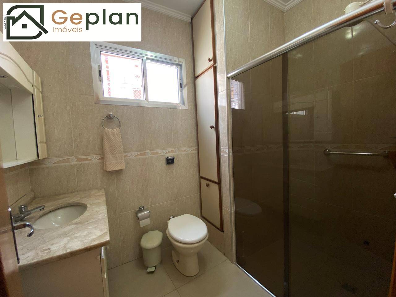 Casa à venda com 3 quartos, 180m² - Foto 11