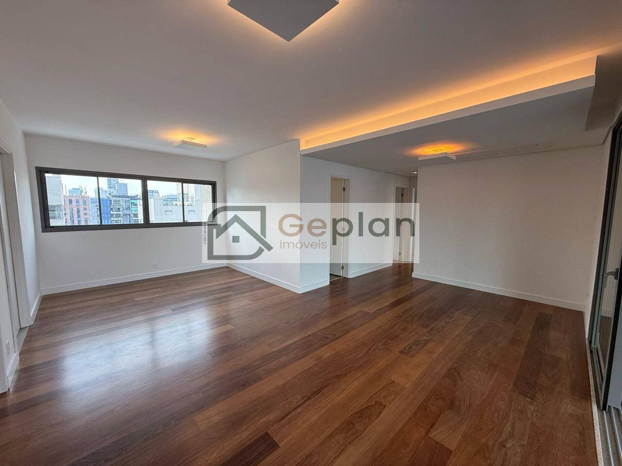 Apartamento, 3 quartos, 160 m² - Foto 1