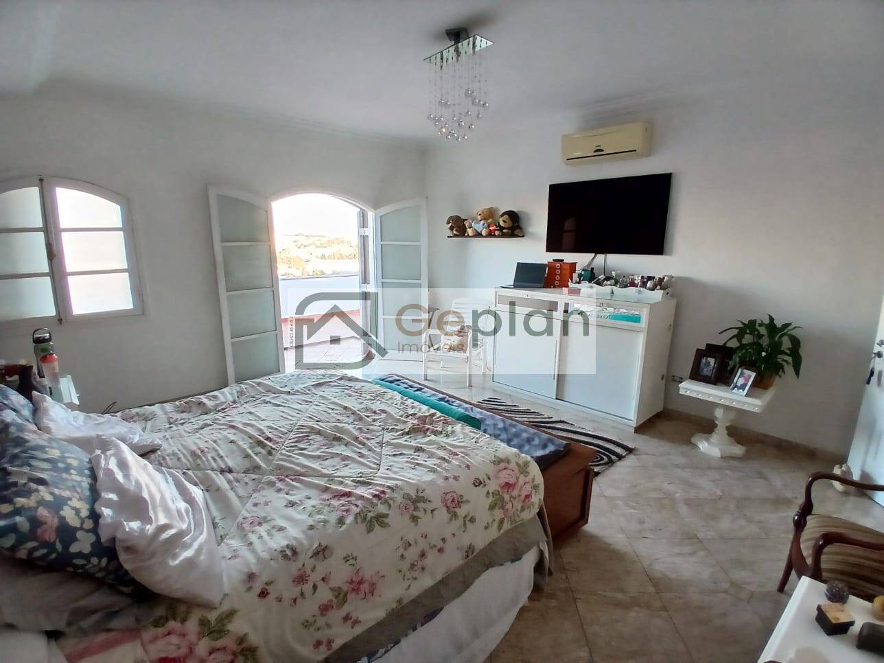 Casa, 3 quartos, 210 m² - Foto 35